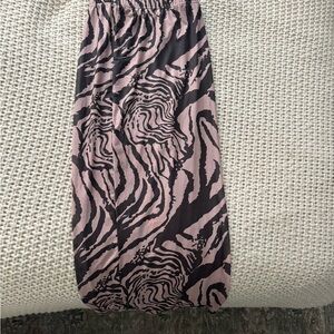 Zebra maxi skirt medium! Paid $25 worn once,asking $15